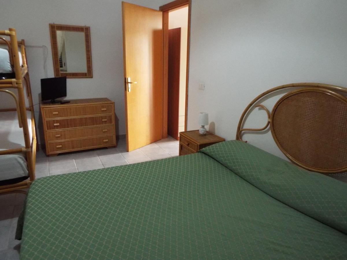 La Grazia Aparthotel Parghelia Bagian luar foto