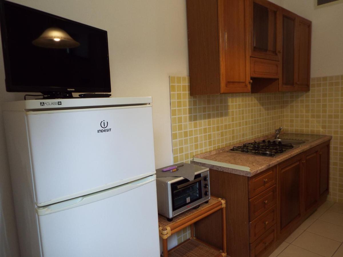 La Grazia Aparthotel Parghelia Bagian luar foto
