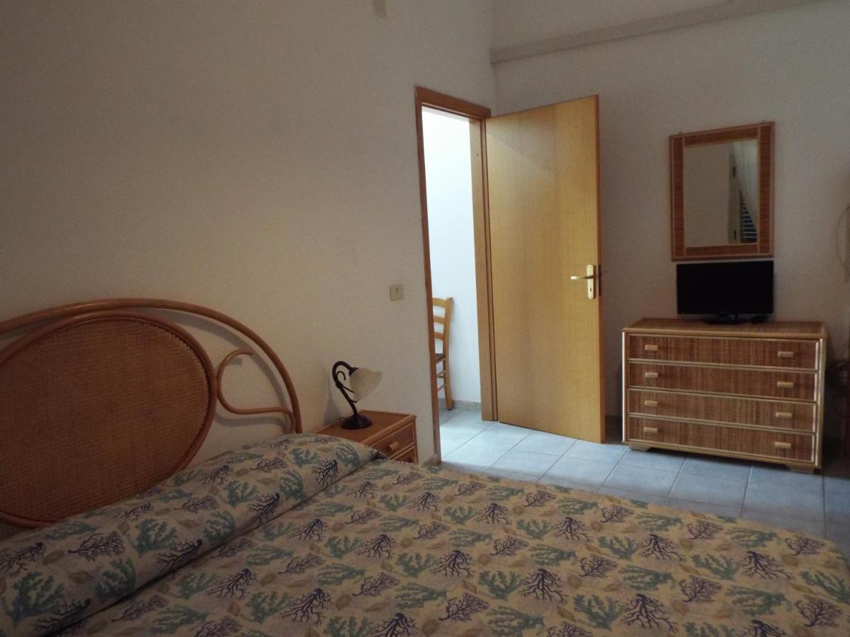 La Grazia Aparthotel Parghelia Bagian luar foto