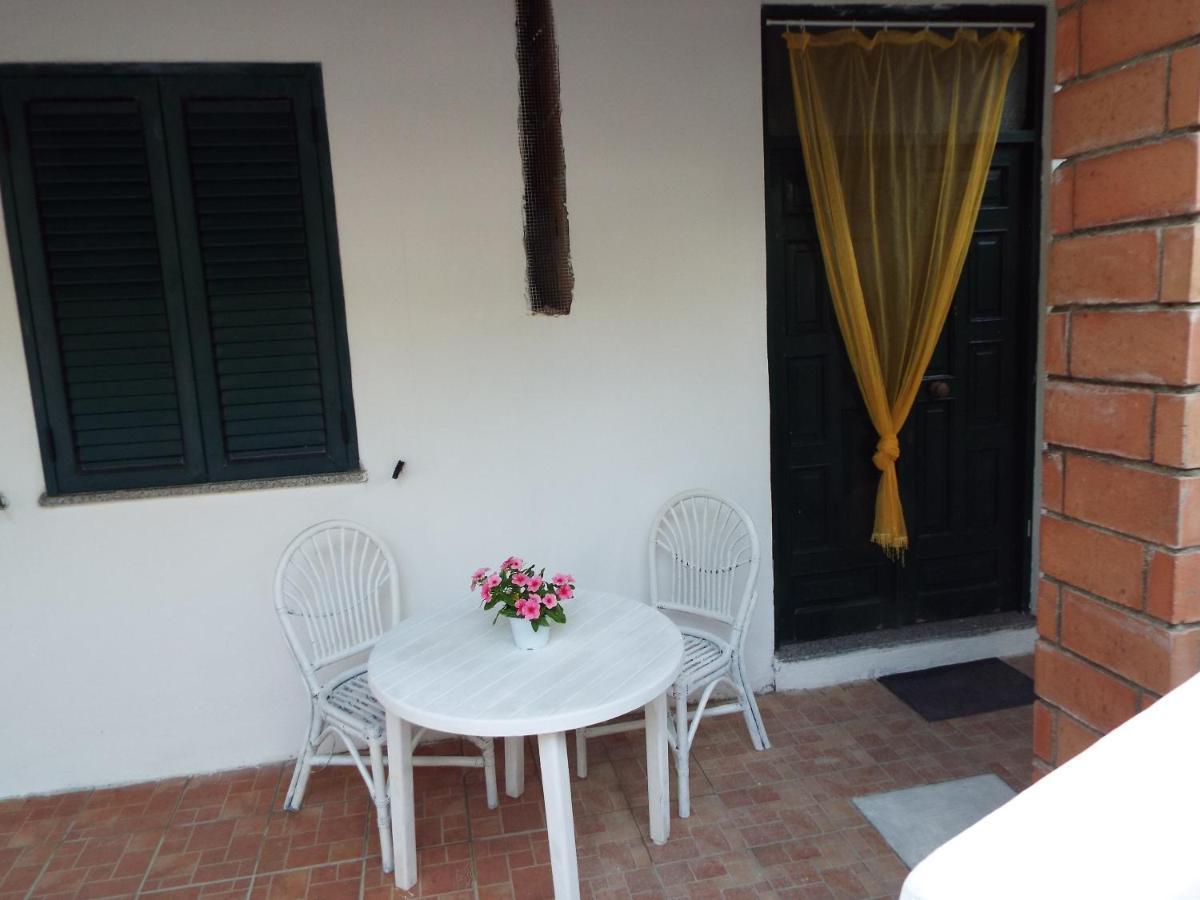 La Grazia Aparthotel Parghelia Bagian luar foto