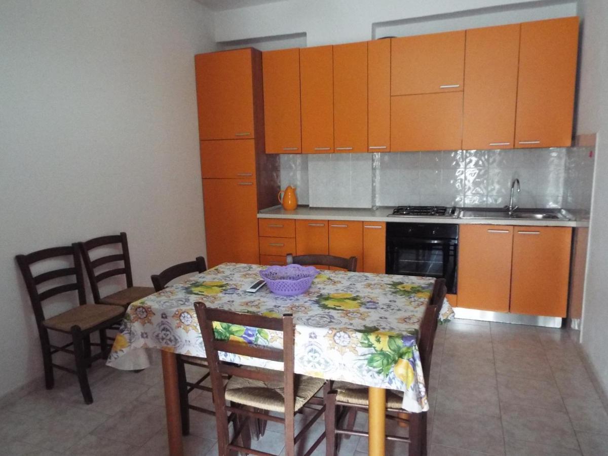 La Grazia Aparthotel Parghelia Bagian luar foto