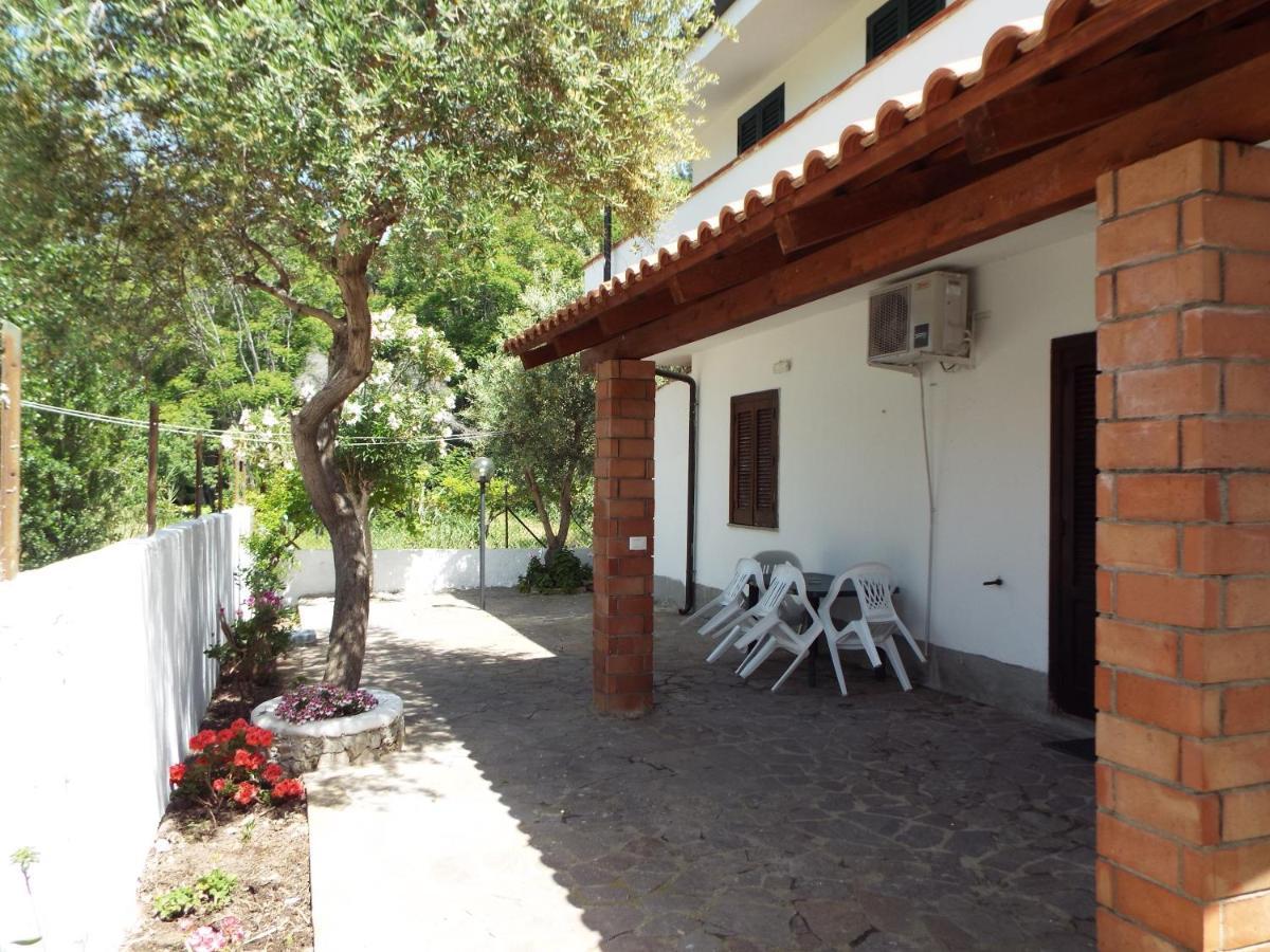 La Grazia Aparthotel Parghelia Bagian luar foto