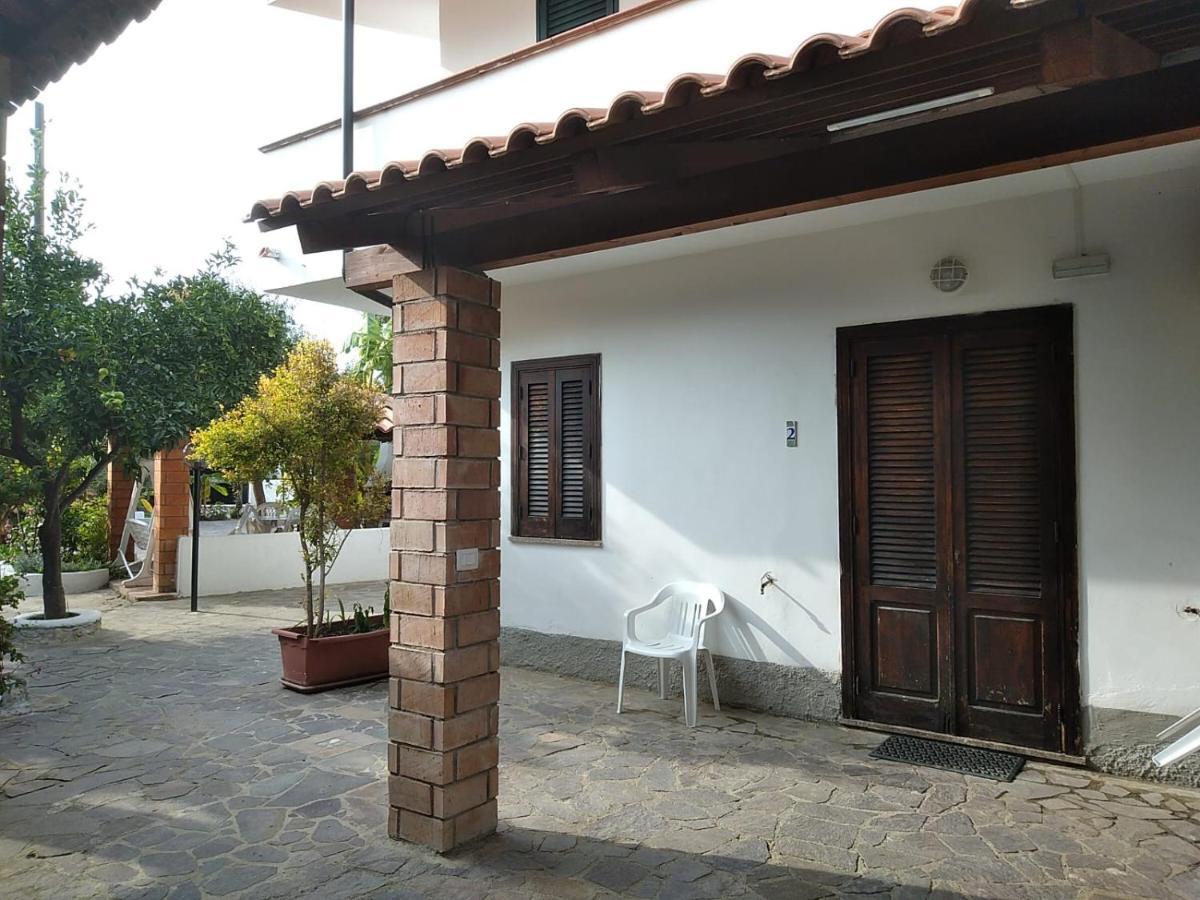 La Grazia Aparthotel Parghelia Bagian luar foto